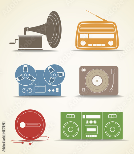 Vector: Digital and analogue music players icons Digital and analogue music players icons
