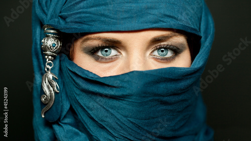 Photo: Arabic girl glance Arabic girl glance