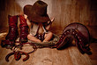 bébé cow-boy caché