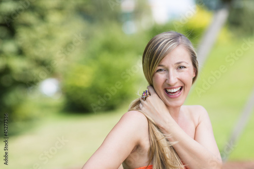 Photo: Freundliche sympathische Frau Freundliche sympathische Frau