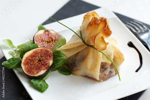 Photo: aumônière de figue pommes et chèvre chaud 8 aumônière de figue pommes et chèvre chaud 8