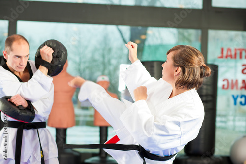 Photo: Kampfsport Training im Fitnessstudio Kampfsport Training im Fitnessstudio