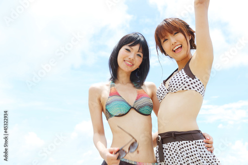 Photo: 水着の女の子二人 水着の女の子二人