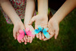 Foto: Kinderhände Kinderhände