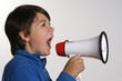 Junge mit Megaphone