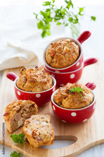 Photo: Ham, cheese and tomato muffins Ham, cheese and tomato muffins