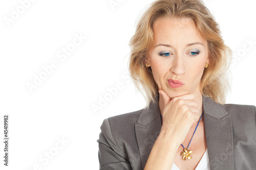 Photo: frau nachdenklich frau nachdenklich