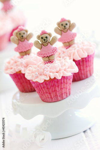 Photo: Ballerina cupcakes Ballerina cupcakes