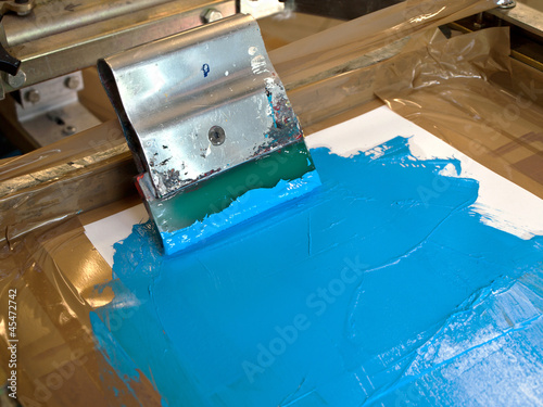 Photo: Screen printing equipment Screen printing equipment