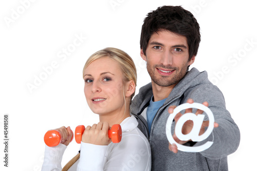 Photo: Couple joined the gym via the internet Couple joined the gym via the internet