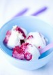 Foto: Mixed ice cream in a plastic bowl Mixed ice cream in a plastic bowl