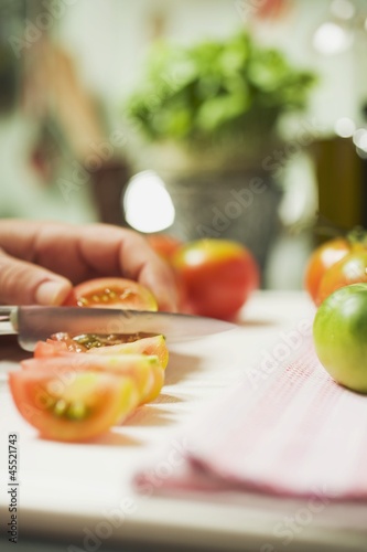 Photo: Slicing tomato Slicing tomato