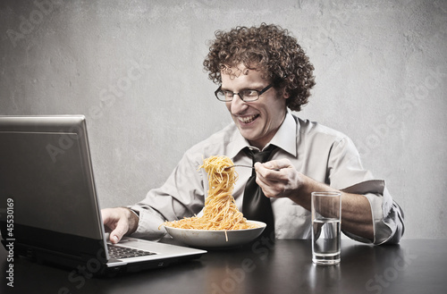 Photo: Smiling While Eating Smiling While Eating