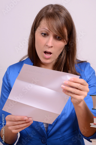 Photo: frau brief lesen frau brief lesen