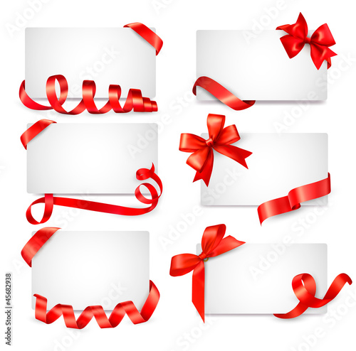 Vector: Set of card notes with red gift bows with ribbons Set of card notes with red gift bows with ribbons