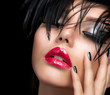 Fashion Art Girl Portrait. Viv...