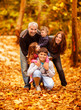 Foto: Lovely family in park Lovely family in park