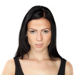 junge frau mit geradem blick