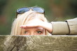 Foto: Beobachtende Frau Beobachtende Frau