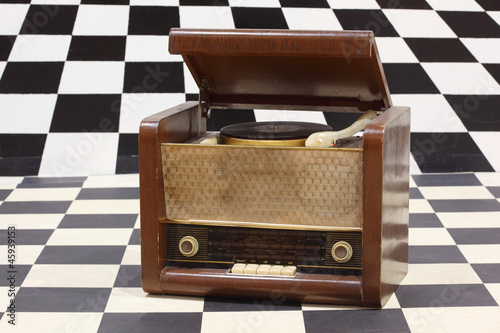 Photo: gram player with radio in black, white square room gram player with radio in black, white square room