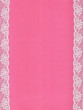 Fond rose à bors de dentelle.