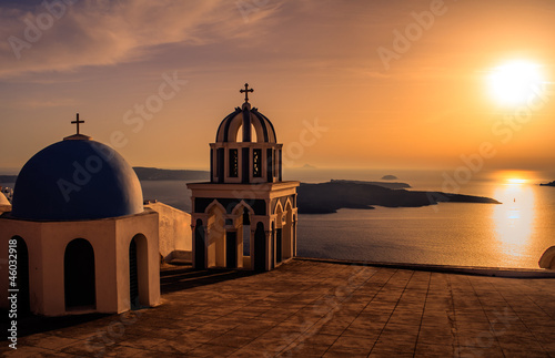 Photo: Santorini Griechenland Sonnenuntergang mit Kirchturm I Santorini Griechenland Sonnenuntergang mit Kirchturm I