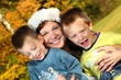 junge Frau mit Kinder