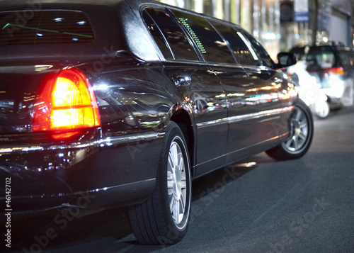 Photo: Black limo Black limo