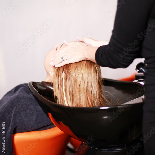Photo: im Friseursalon im Friseursalon