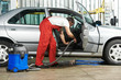 Cleaning service of automobile vacuum clean