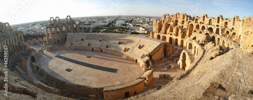 Photo: El Djem Amphitheatre panorama El Djem Amphitheatre panorama