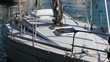 Segelboot im Hafen