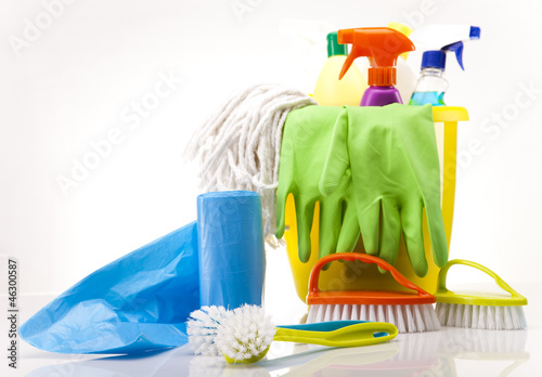 Photo: Assorted cleaning products Assorted cleaning products