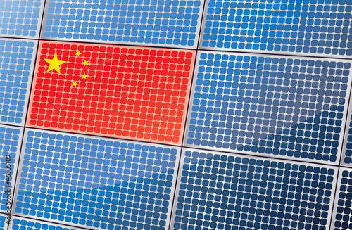 Illustration: la production de panneaux solaires chinois la production de panneaux solaires chinois