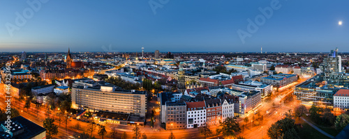 Photo: Panorama Hannover zur blauen Stunde Panorama Hannover zur blauen Stunde