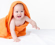 baby in decke orange 2