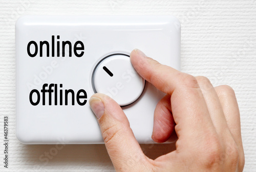 Photo: online offline online offline
