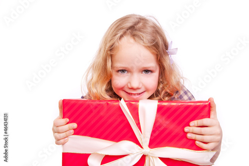 Photo: kind mit geschenk kind mit geschenk