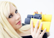 Foto: Frau mit Fernglas Frau mit Fernglas