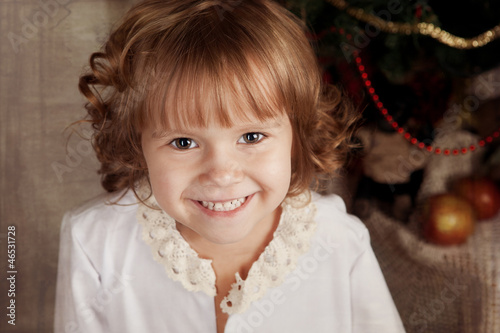 Photo: little girl in nightie in the New Year's Eve little girl in nightie in the New Year's Eve