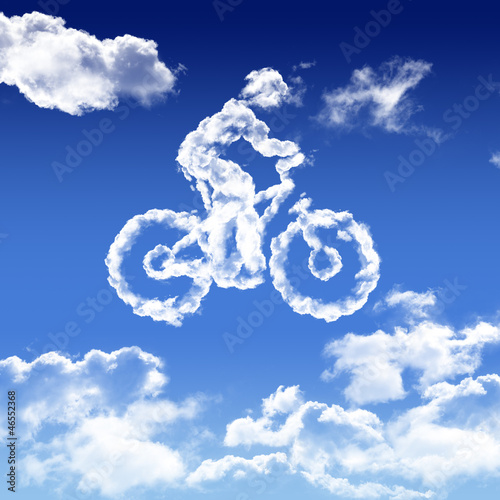 Illustration: vélo dans le ciel vélo dans le ciel