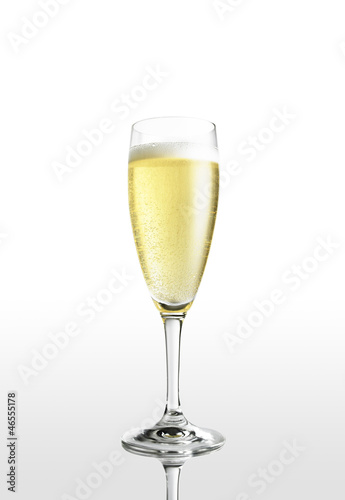 Photo: glass of champagne glass of champagne