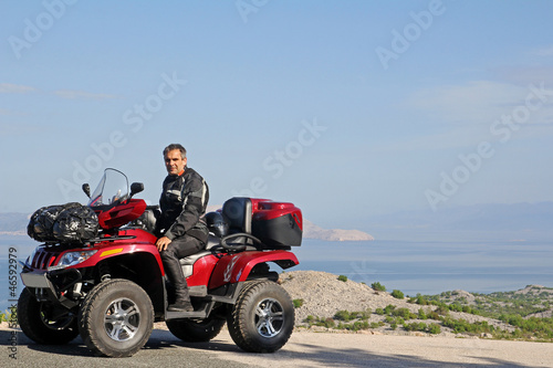 Photo: Mit dem ATV am Meer Mit dem ATV am Meer