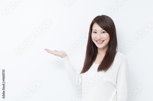 Photo: 紹介する女性 紹介する女性