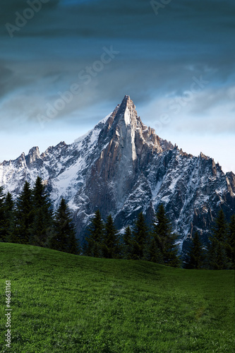 Photo: Aiguille Les Dru Aiguille Les Dru