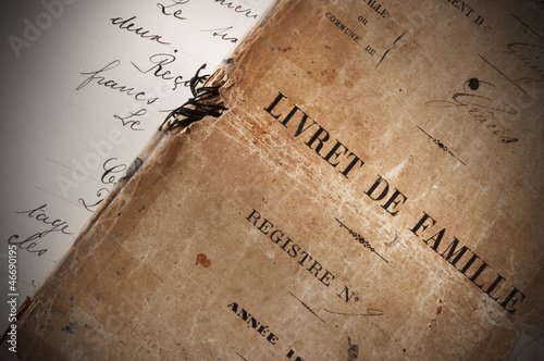Photo: livret de famille, généalogie successorale. livret de famille, généalogie successorale.