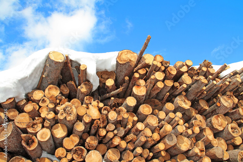 Photo: Holzlager im Winter Holzlager im Winter