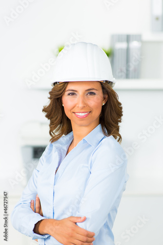 Photo: attraktive ingenieurin attraktive ingenieurin