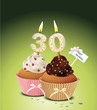 Cupcake mit Geburtstagskerze die Zahl 30