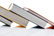 Bücher auf weißem Hintergrund
